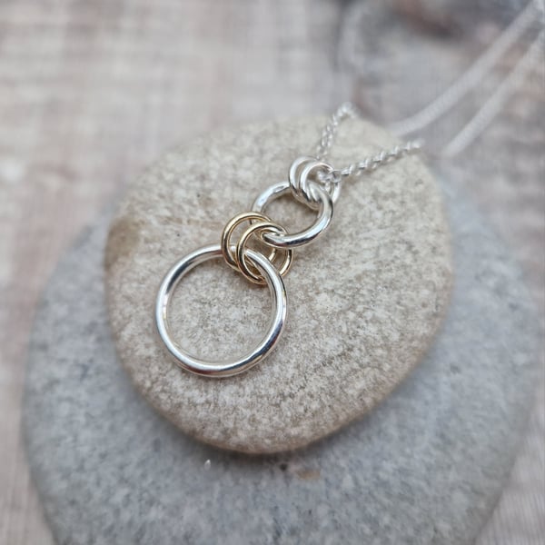 Sterling Silver and 9ct Gold 2 Circle Necklace.