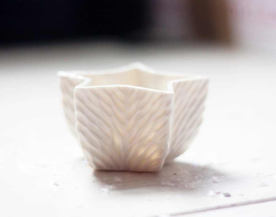 Star tealight holder