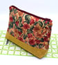 An attractive way of keeping those small items safe.  This pouch is just the job - Image 5