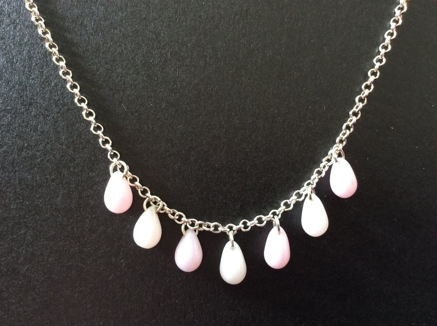 Pink Bead Drops Necklace 