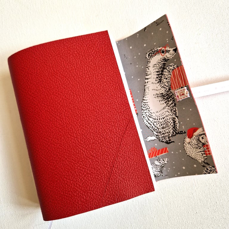 Christmas Journal with Woodland Animals and Gifts, perfect Memory Journal