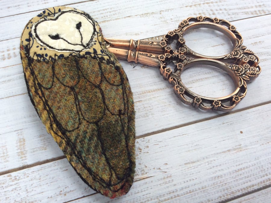 Embroidered up-cycled owl brooch pin or badge. 