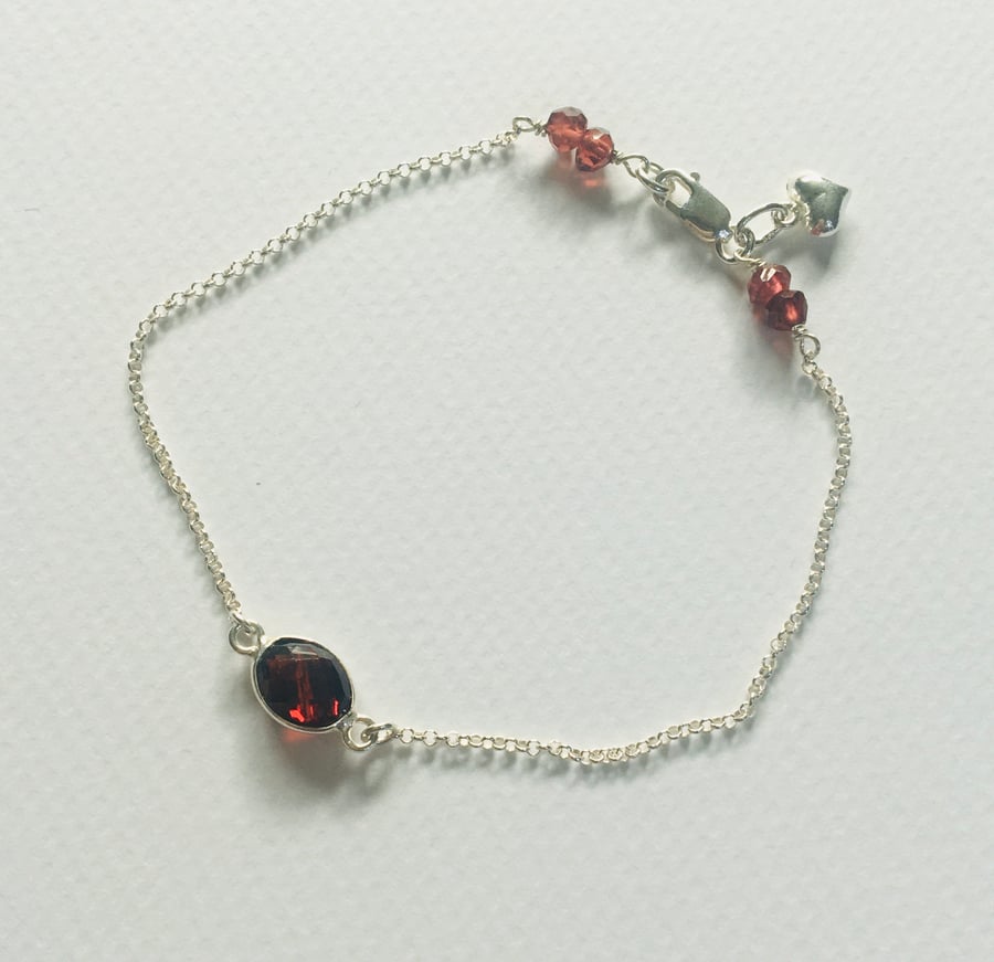 Garnet and sterling silver chain bracelet