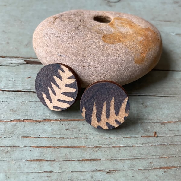 Round shape wooden print stud earrings handmade