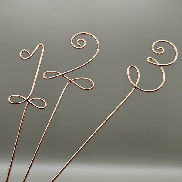 wire number for cakes or table displays in a choice of colours