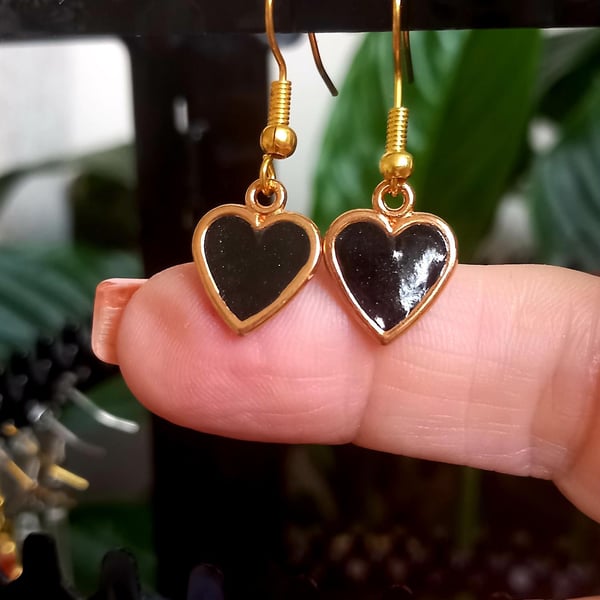 Earrings drop dangle hypoallergenic resin Black Hearts,Resin tiny Black hearts