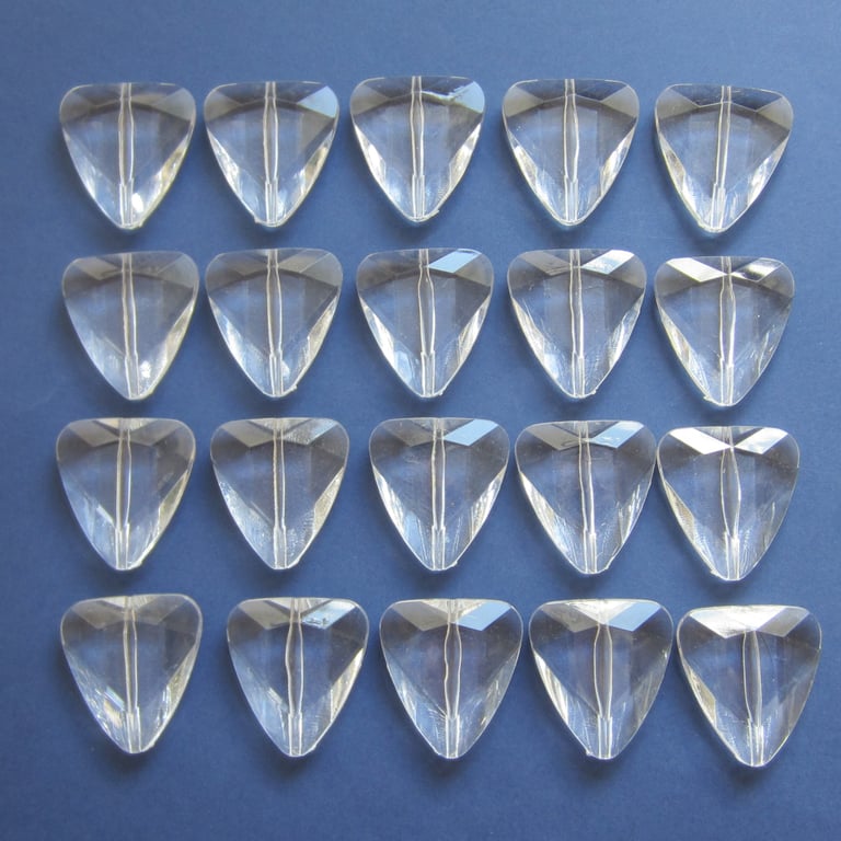 20 Large Clear Heart Pendants, Beads for Jewellery Making etc.