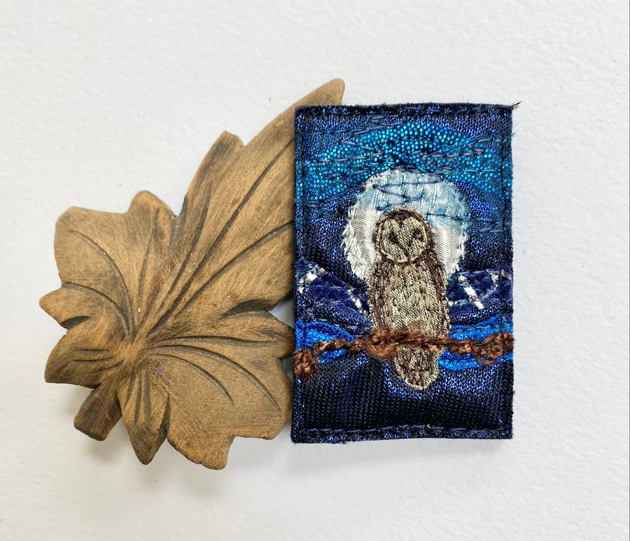 Upcycled tawny owl brooch pin or badge. 
