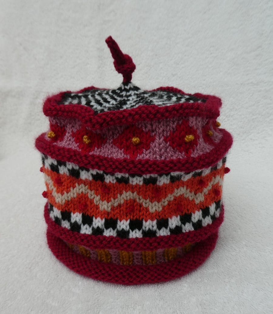 Multicoloured Hat. Handknit Hat. Winter hat. Red Hat. Small. 
