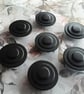 22.4mm 36L Vintage Casein buttons Cream and Black - Image 4