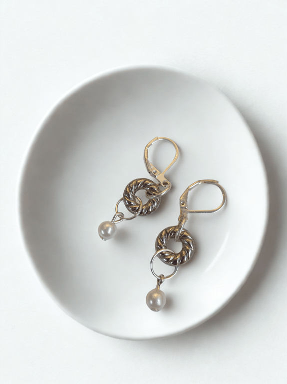 Deconstructed Tiny Pearl Drops 