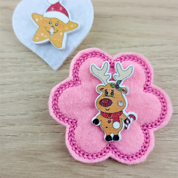 Cute Christmas Brooches - Set of 2 Christmas brooches - Felt badges -X02