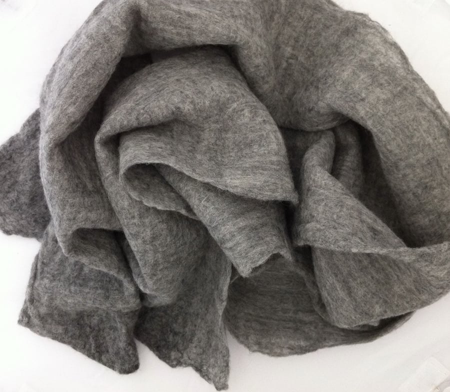Unisex Felt Scarf - grey