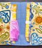 Discrete privacy pack with abstract bees and leaves