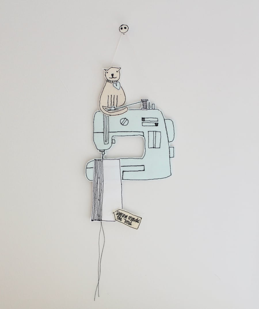 'Sewing Mends the Soul' Sewing Machine' - Hanging Decoration