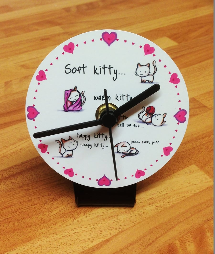 Soft Kitty Clock for work desk or table top