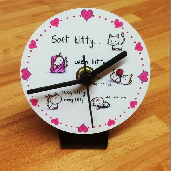 Soft Kitty Clock for work desk or table top
