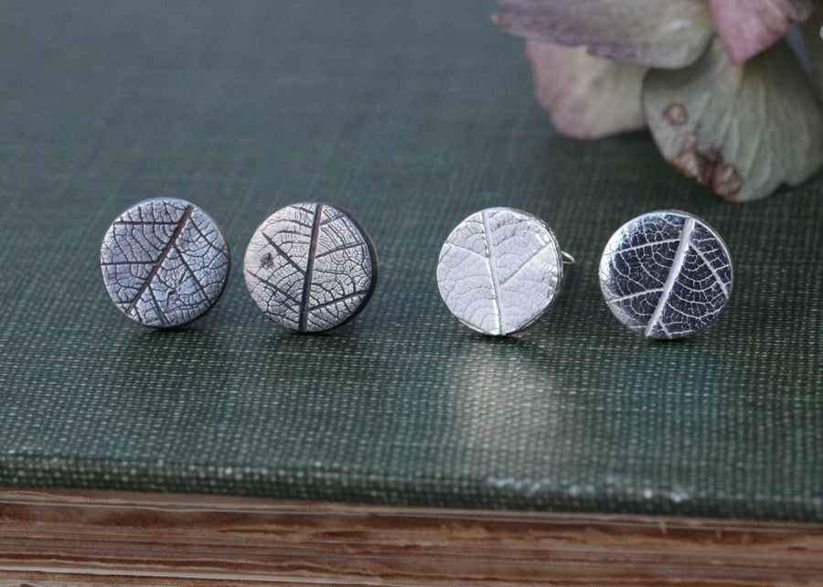 Recycled Silver Leaf Pattern Circle Stud Earrings 