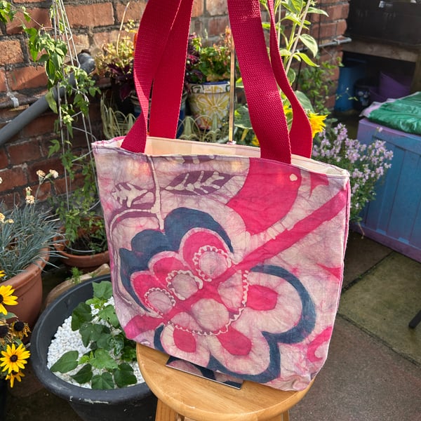 Vintage fabric lined tote bag
