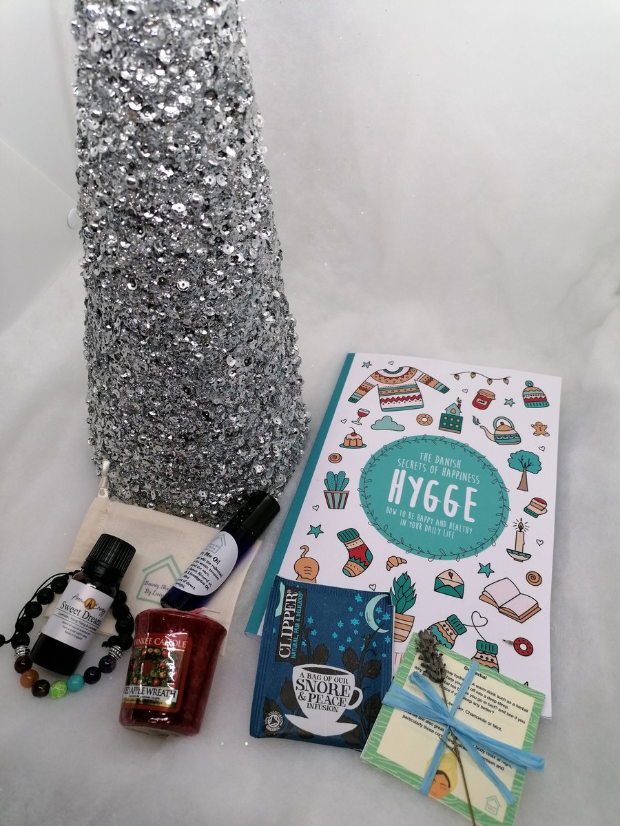 Hygge Skincare Gift Set. Wrapped. 