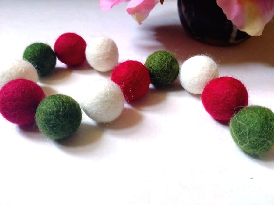 Felt Ball Garland, Christmas Decor.