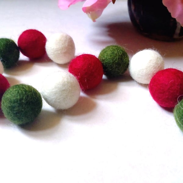Felt Ball Garland, Christmas Decor.