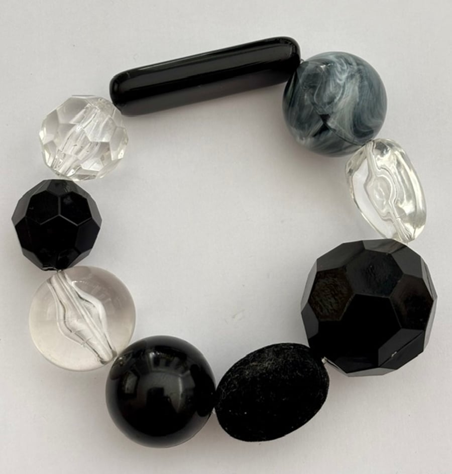 Stylish Chunky Beaded Monochrome Bracelet