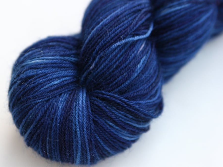 Starlight - Superwash Bluefaced Leicester 4-ply yarn