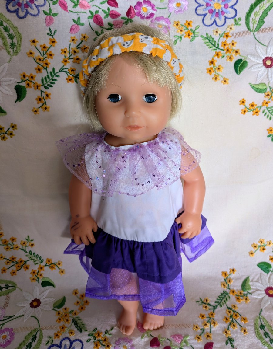 Ghostly Surprise, Fully Reversible Tiny Tears and BABY Born Dress 