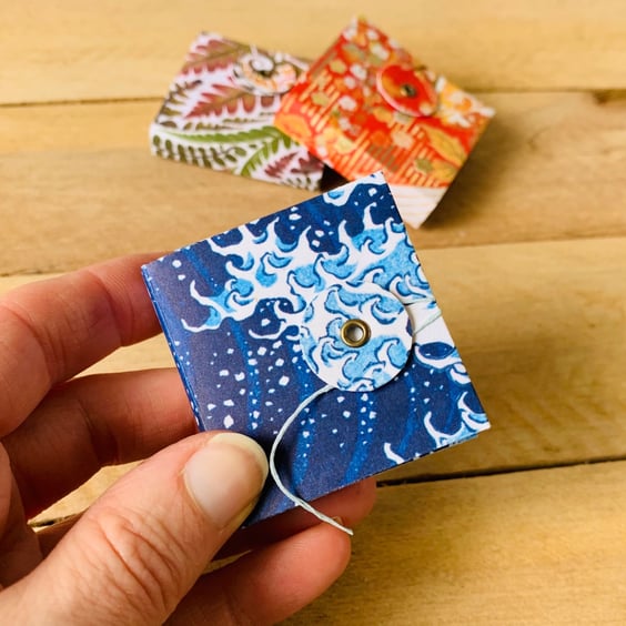 Tiny Concertina Sketchbook with Removable Cover. The Great Wave.