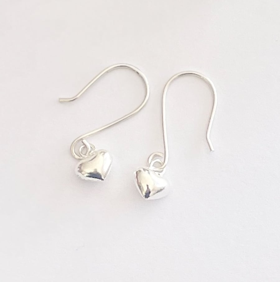 Cute Sterling Silver Heart charm Earrings 