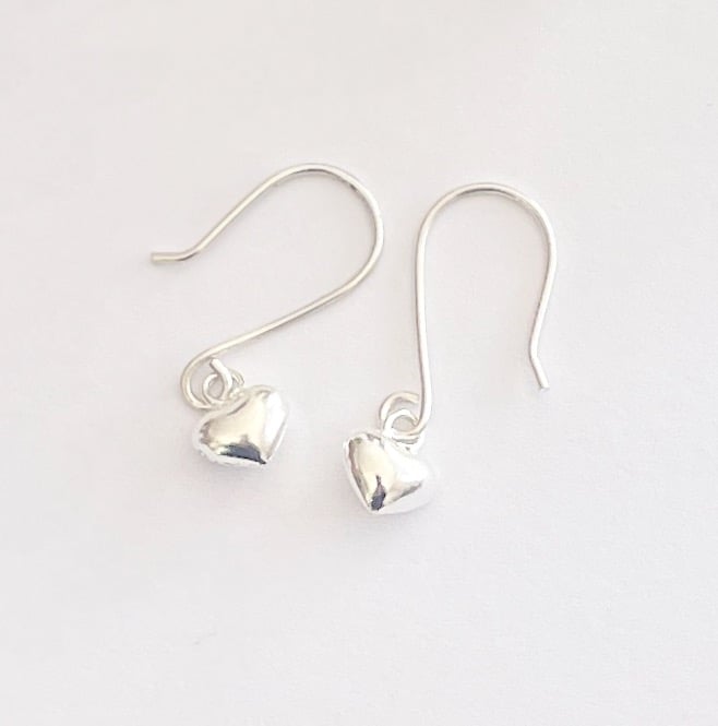 Cute Sterling Silver Heart charm Earrings 