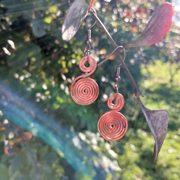 Hammered Flame-Painted Copper Double Spiral Earrings - Handmade Copper Jewellery