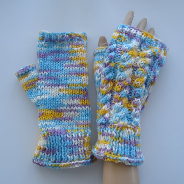 Hand Knitted Multi Colour Chunky Fingerless Gloves (A34)