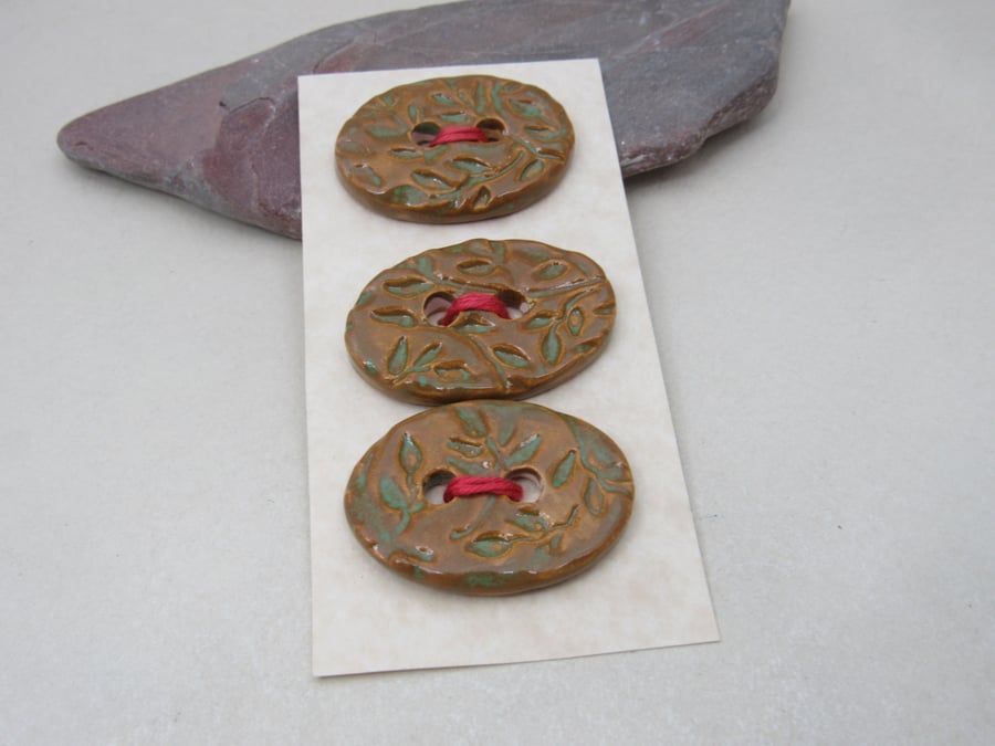 3 Medium Oval Grassland Green Brown Leaf Pattern Handmade Ceramic Buttons