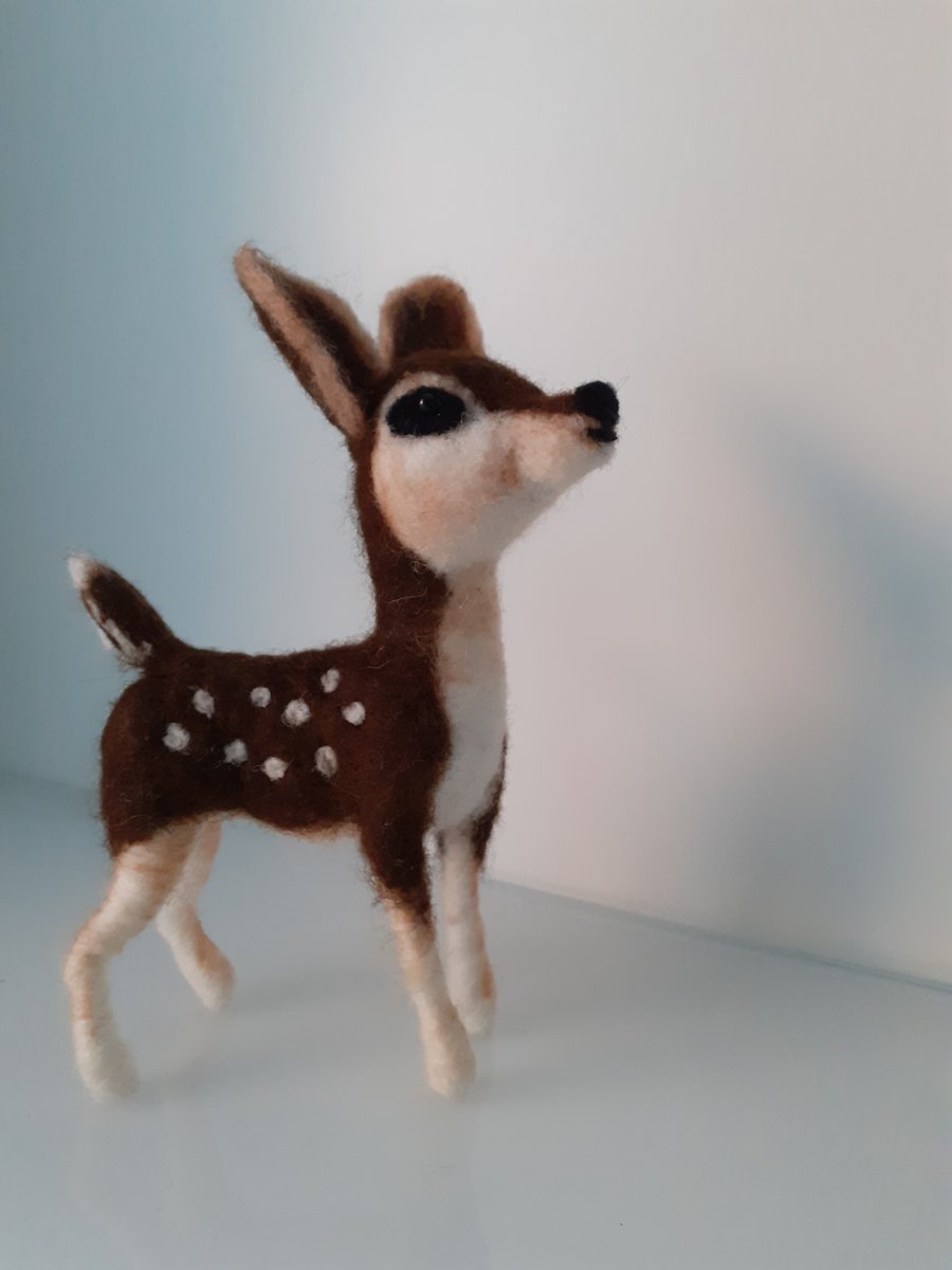 Fawn collectable ooak wildlife needlefelting artist,needle felted 