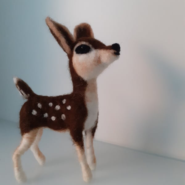 Fawn collectable ooak wildlife needlefelting artist,needle felted 