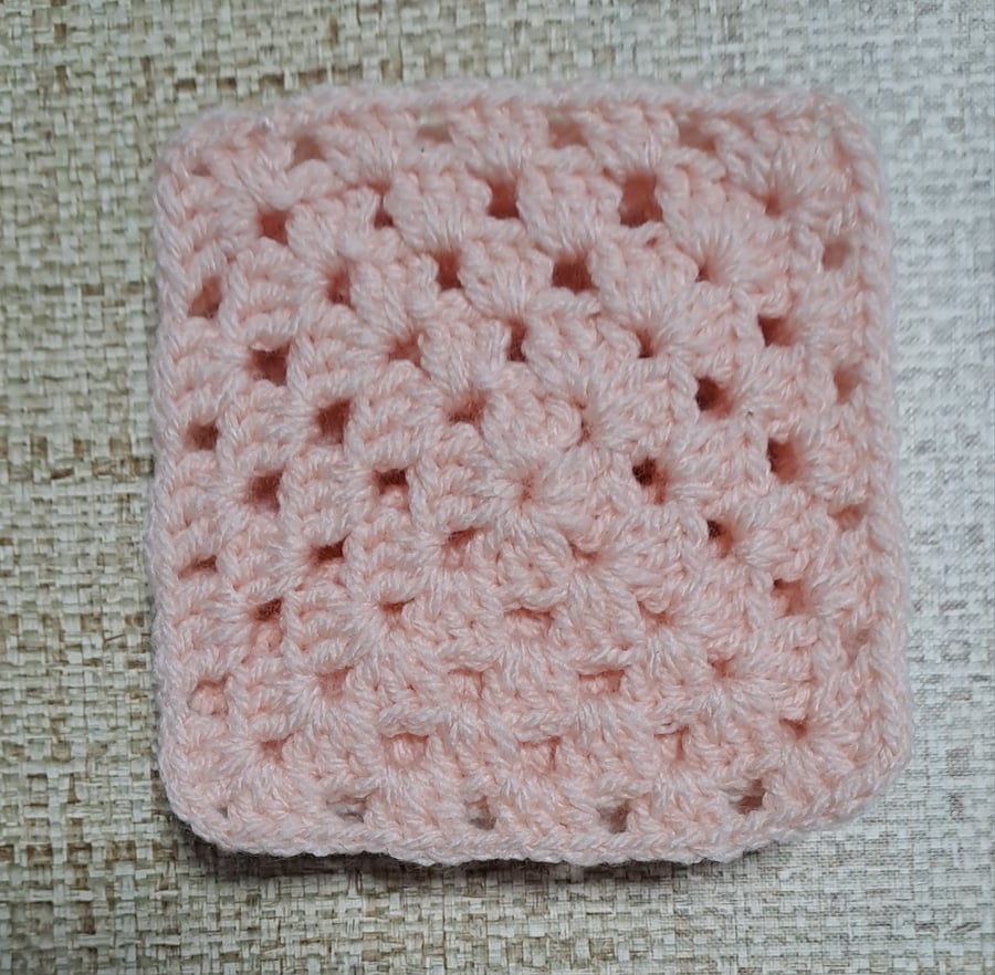 peach granny square set of 5