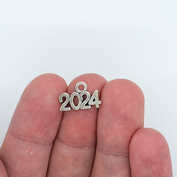 10 2024 charms, silver effect leavers charm for keychain, Christmas charm C052