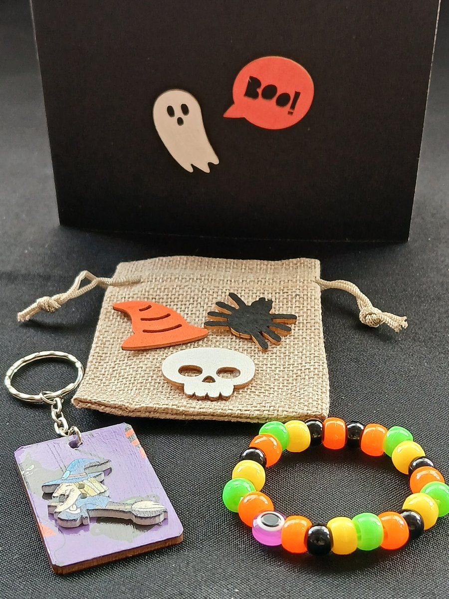 Handmade Halloween bracelet and keyring 