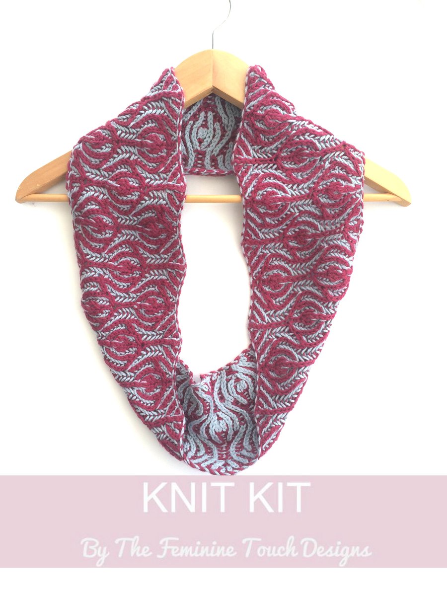 Floral Brioche Cowl Knitting kit