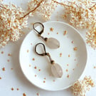 Cloudy White and Gold Droos