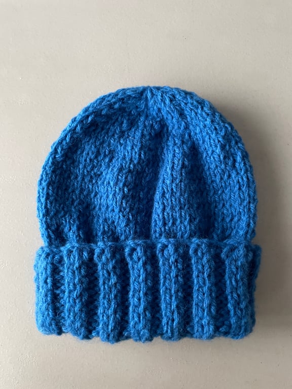 Hand knitted Child's Beanie Hat - Age 4 - 6 yrs