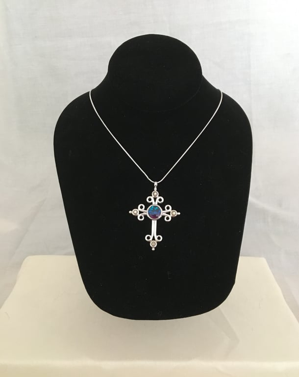 Tri-Colour Centred Cross Pendant