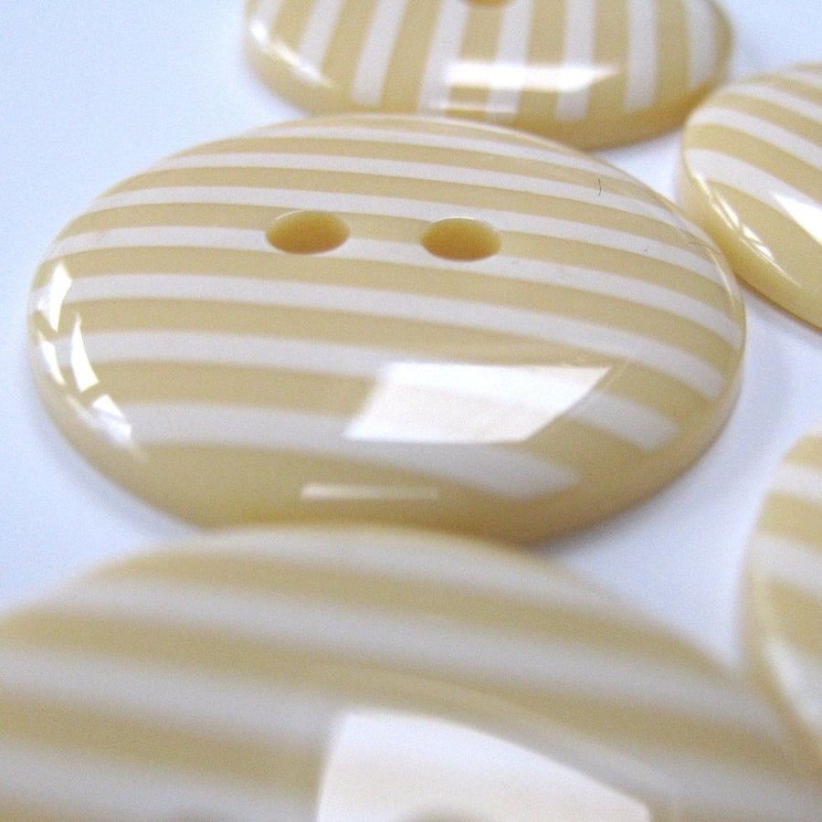 10 Candy Striped Pale Yellow Buttons