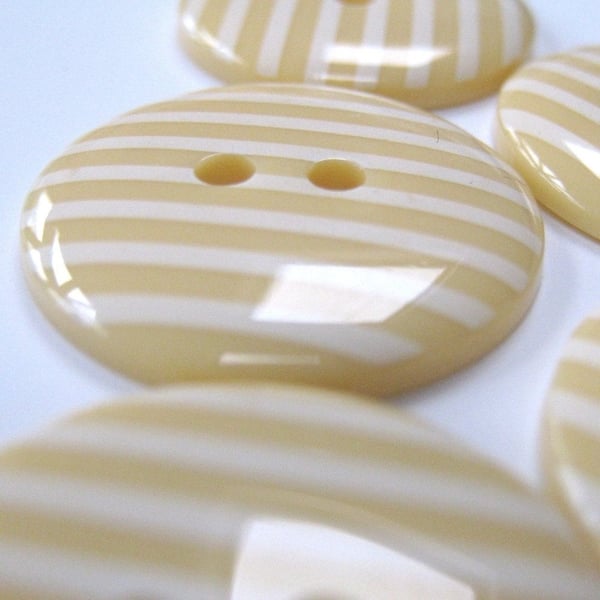 10 Candy Striped Pale Yellow Buttons