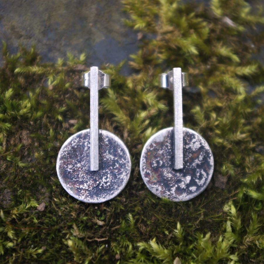 Textured Oxidised Silver Circle Stud Earrings with Bar 