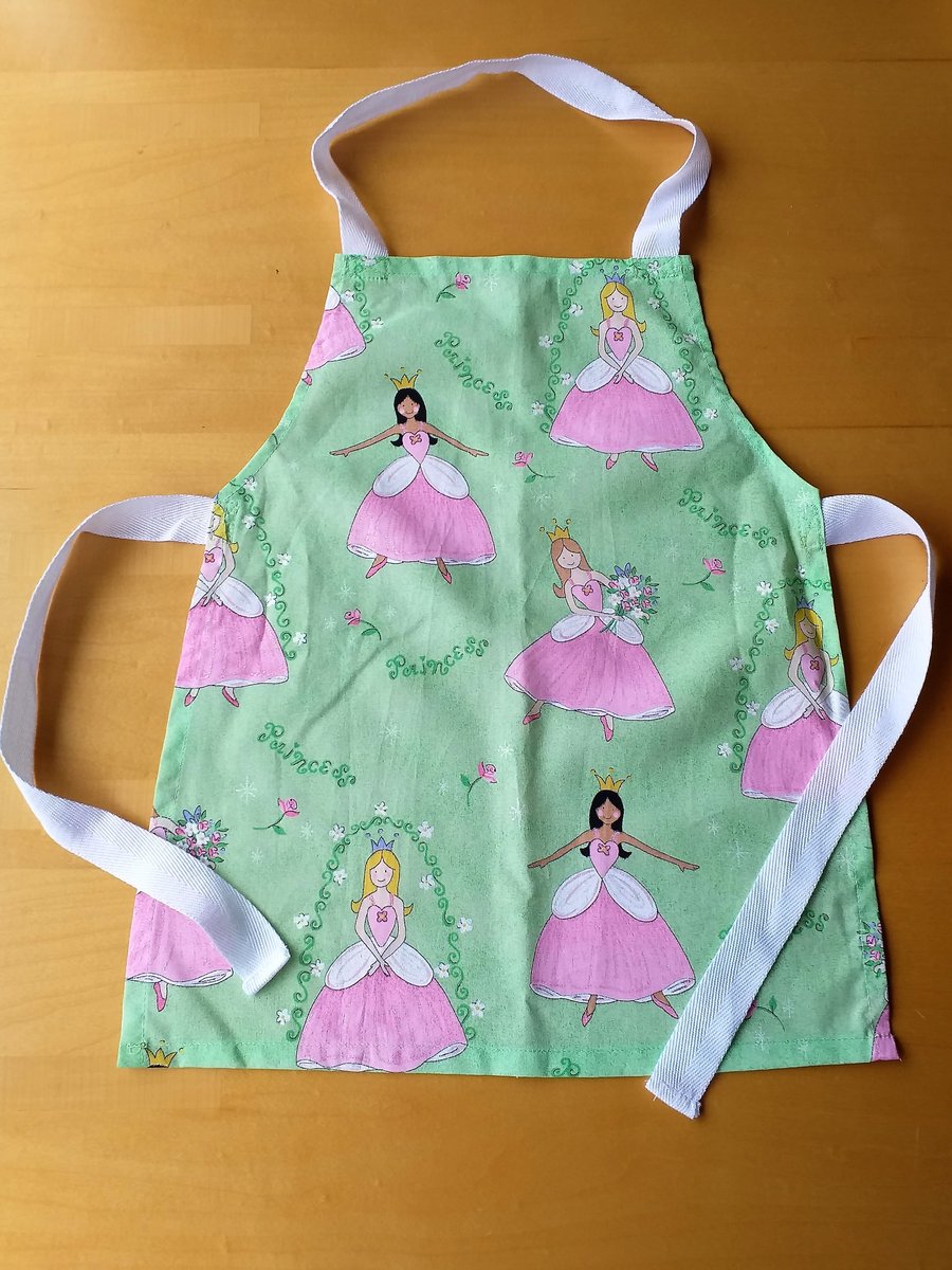 Sparkly Princess Apron age 2-6 approximately