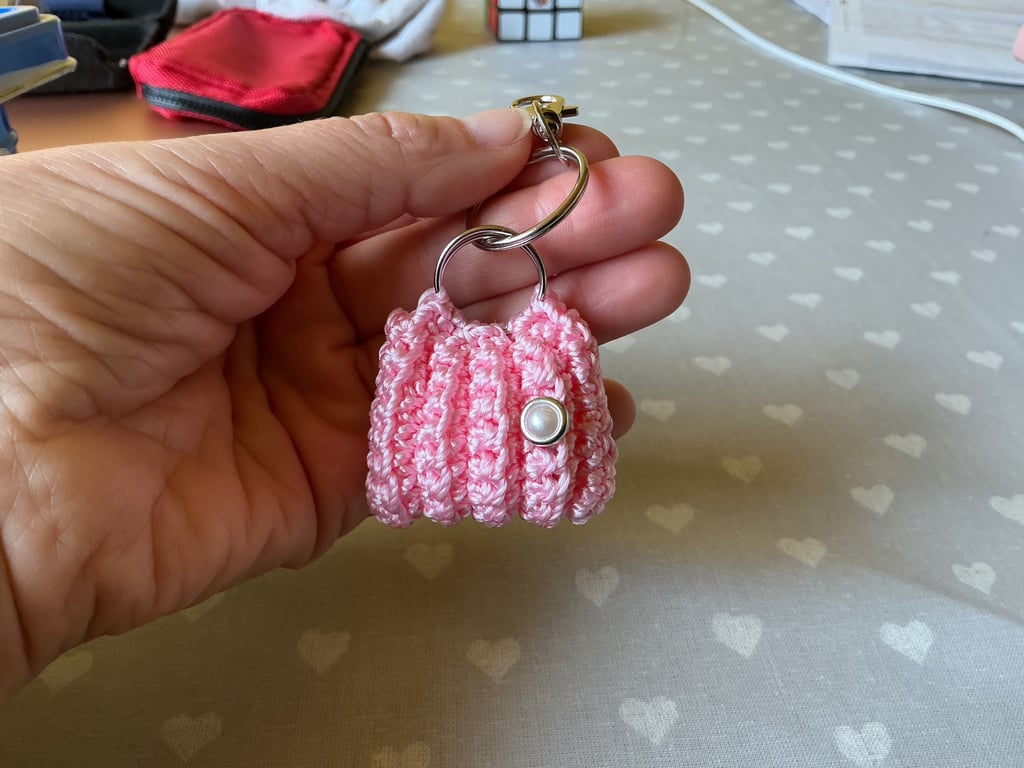 Crochet bag charm keyring