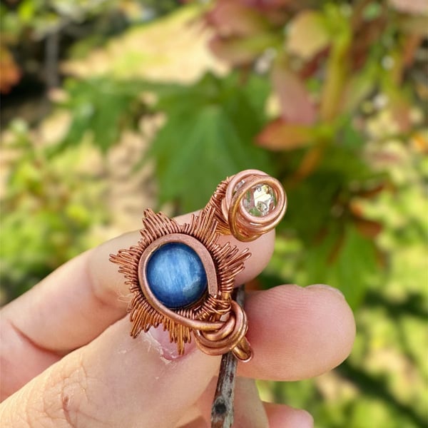 “Sun Flower” Aquamarine and Herkimer Diamond Ring